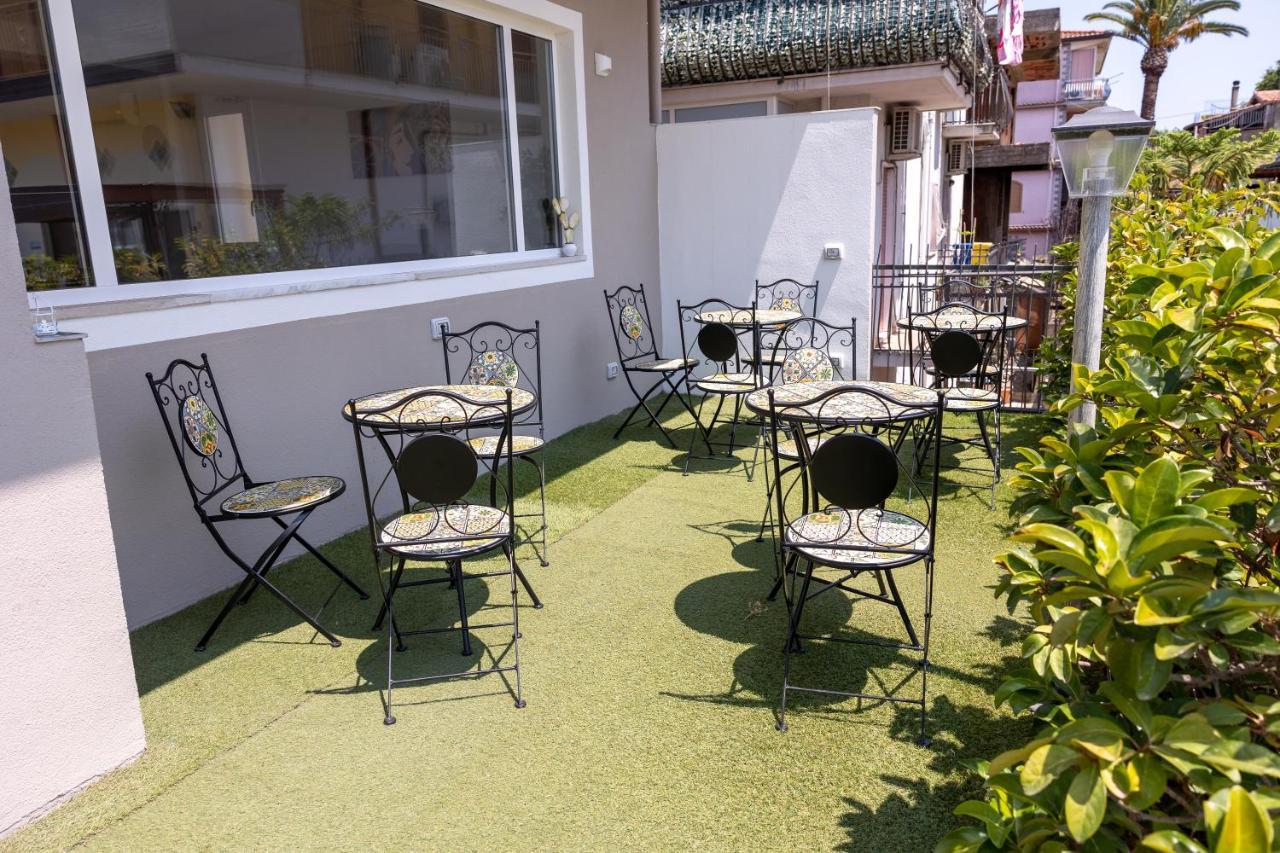Sicily In Love 2 - Rooms & Breakfast Taormina Eksteriør bilde