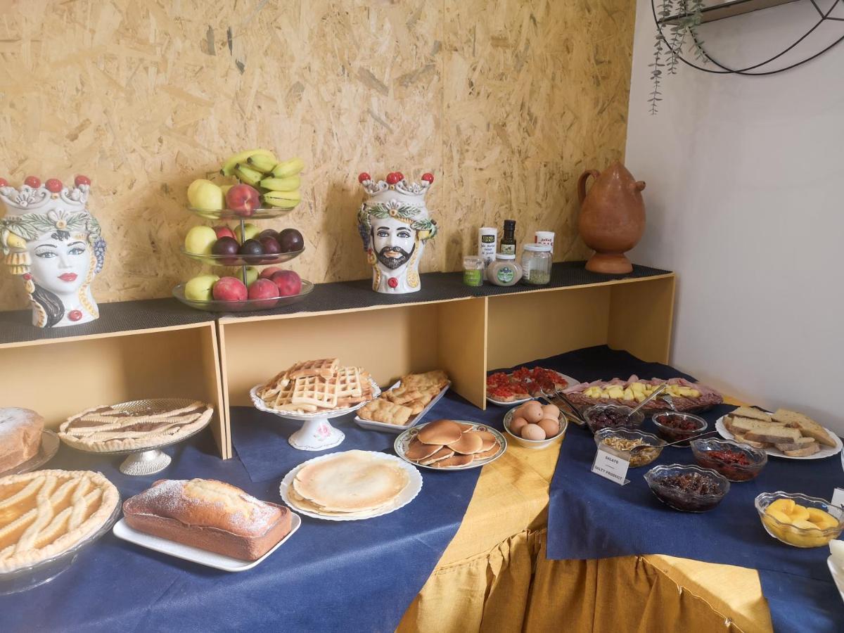Sicily In Love 2 - Rooms & Breakfast Taormina Eksteriør bilde