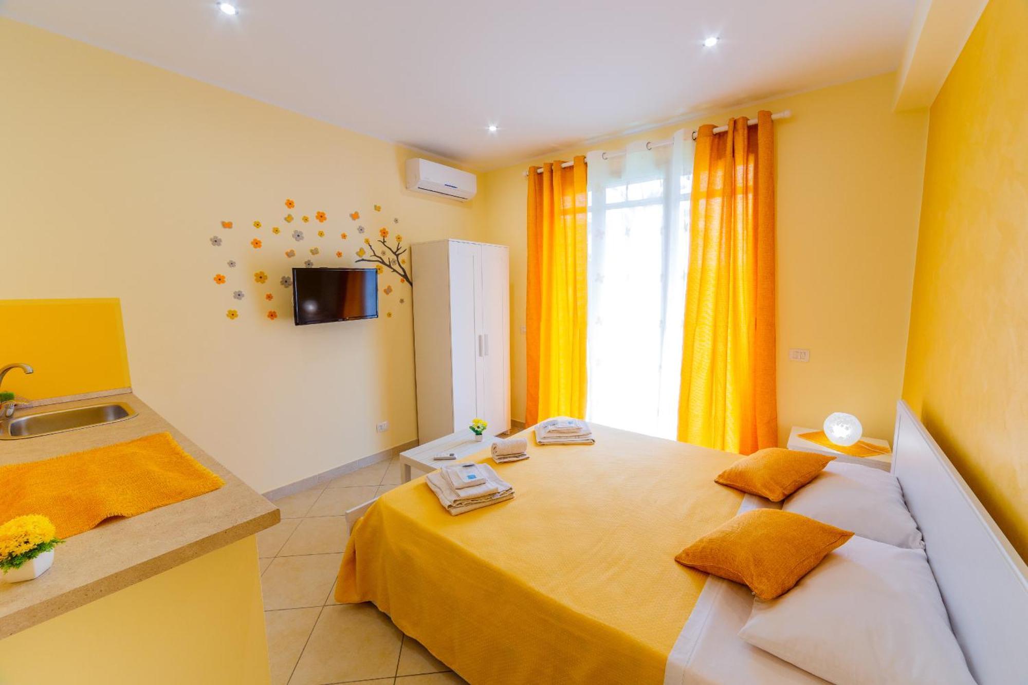 Sicily In Love 2 - Rooms & Breakfast Taormina Eksteriør bilde