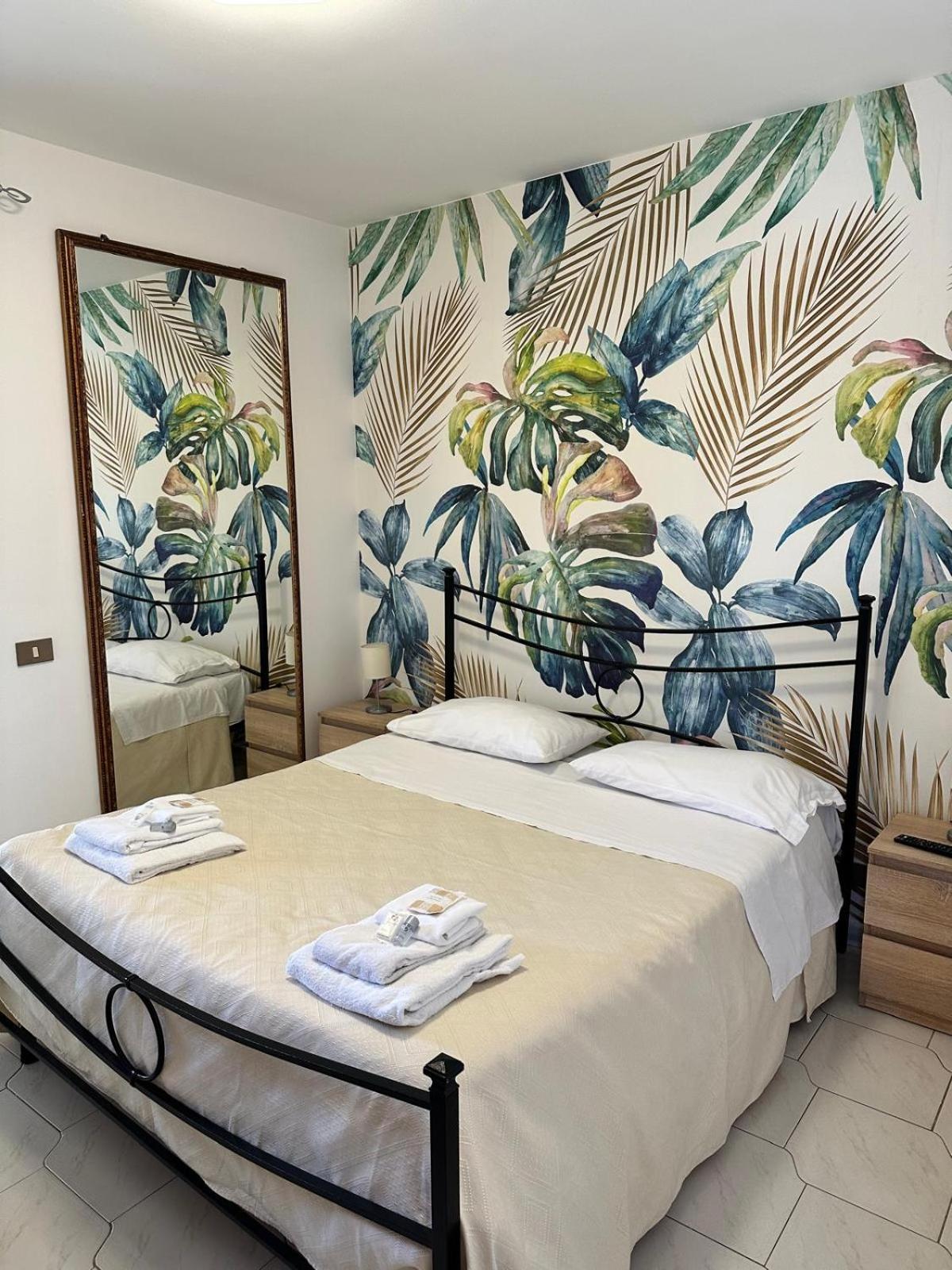 Sicily In Love 2 - Rooms & Breakfast Taormina Eksteriør bilde