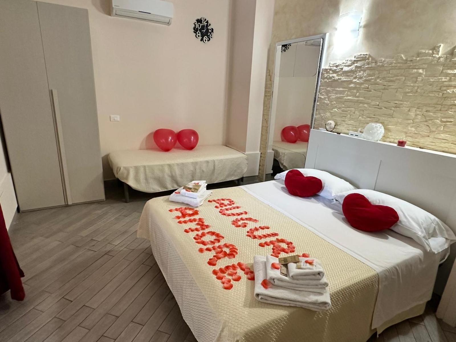 Sicily In Love 2 - Rooms & Breakfast Taormina Eksteriør bilde